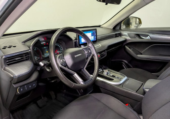 Подержанный автомобиль Haval Jolion 2024 года (16 фото)