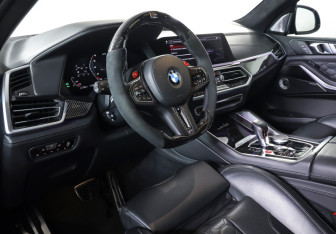 Подержанный автомобиль BMW X5 M 2020 года (17 фото)