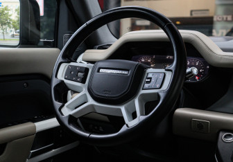 Подержанный автомобиль Land Rover Defender Suv 2020 года (13 фото)