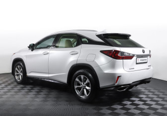 Подержанный автомобиль Lexus RX 2015 года (7 фото)