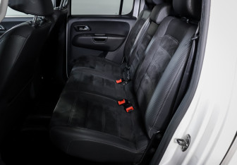 Подержанный автомобиль Volkswagen Amarok 2017 года (10 фото)