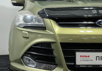 Подержанный автомобиль Ford Kuga 2013 года (16 фото)