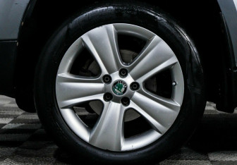 Подержанный автомобиль Skoda Yeti 2012 года (5 фото)