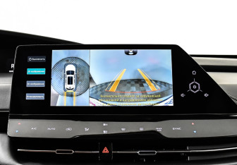 Подержанный автомобиль Changan UNI-K 2024 года (25 фото)