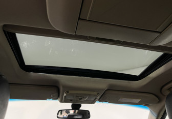 Подержанный автомобиль Infiniti FX 2011 года (13 фото)