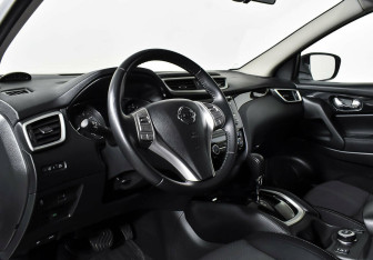 Подержанный автомобиль Nissan Qashqai 2016 года (9 фото)