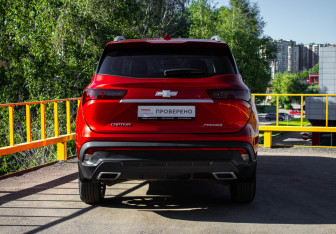 Подержанный автомобиль Chevrolet Captiva 2022 года (5 фото)