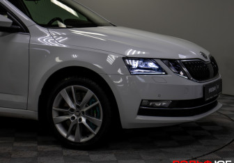 Подержанный автомобиль Skoda Octavia Liftback 2017 года (19 фото)