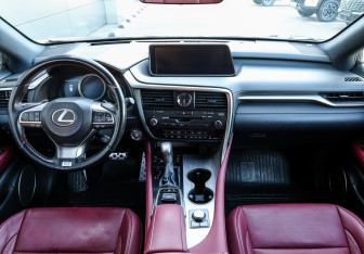 Подержанный автомобиль Lexus RX 2017 года (13 фото)