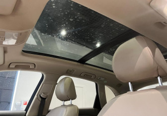 Подержанный автомобиль Audi Q5 2011 года (12 фото)