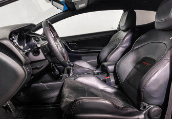 Подержанный автомобиль Kia Ceed GT 2017 года (14 фото)