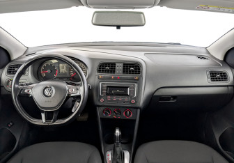 Подержанный автомобиль Volkswagen Polo Sedan 2019 года (14 фото)