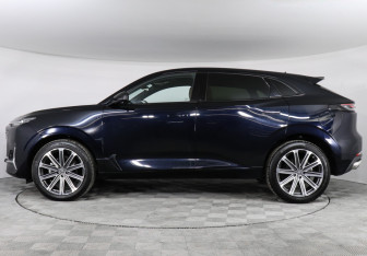 Подержанный автомобиль Changan UNI-K 2024 года (8 фото)