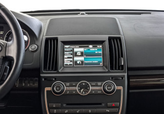 Подержанный автомобиль Land Rover Freelander 2013 года (17 фото)