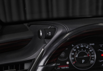 Подержанный автомобиль Lexus ES 2020 года (14 фото)