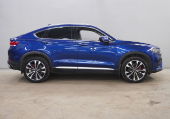 Подержанный автомобиль Geely Tugella 2022 года (4 фото)