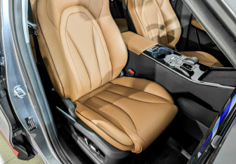 Подержанный автомобиль Omoda C5 2023 года (24 фото)