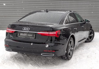 Подержанный автомобиль Audi A6 Sedan 2021 года (5 фото)