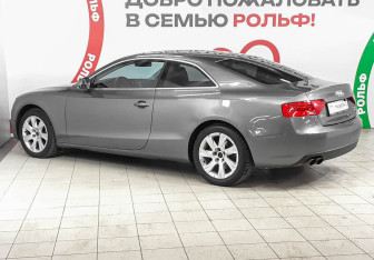 Подержанный автомобиль Audi A5 Coupe 2012 года (6 фото)