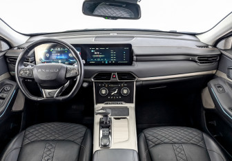 Подержанный автомобиль Exeed TXL 2022 года (14 фото)
