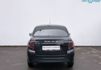 Подержанный автомобиль LADA (ВАЗ) Granta Sedan 2023 года (6 фото)