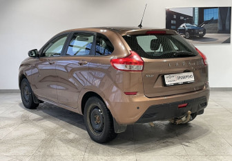 Подержанный автомобиль LADA (ВАЗ) XRAY 2016 года (7 фото)