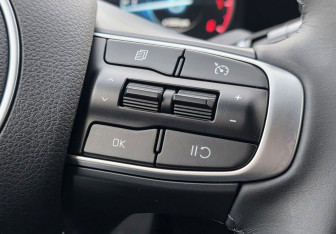 Новый Kia K5 2025 (18 фото)