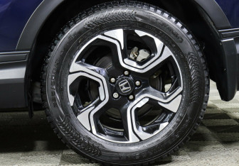 Подержанный автомобиль Honda CR-V 2017 года (9 фото)