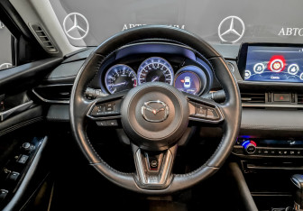 Подержанный автомобиль Mazda 6 Sedan 2020 года (22 фото)
