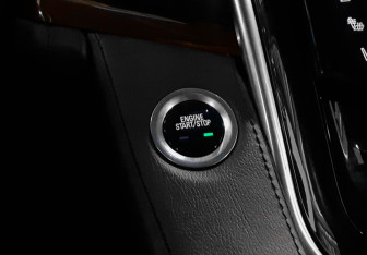 Подержанный автомобиль Cadillac Escalade Suv 2019 года (23 фото)