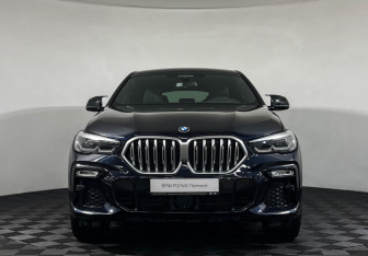 Подержанный автомобиль BMW X6 2020 года (3 фото)
