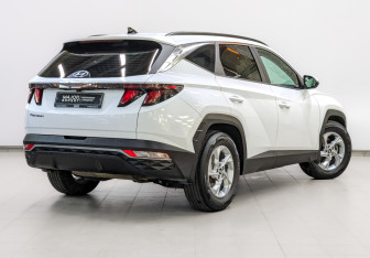 Подержанный автомобиль Hyundai Tucson 2021 года (5 фото)
