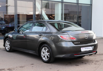 Подержанный автомобиль Mazda 6 Sedan 2011 года (6 фото)