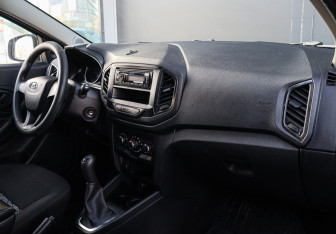 Подержанный автомобиль LADA (ВАЗ) XRAY 2019 года (7 фото)