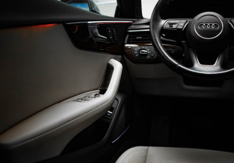 Подержанный автомобиль Audi A5 Liftback 2017 года (15 фото)