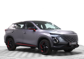 Подержанный автомобиль Omoda C5 2023 года (3 фото)