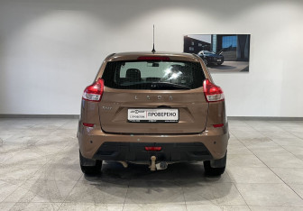 Подержанный автомобиль LADA (ВАЗ) XRAY 2016 года (6 фото)