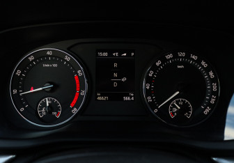 Подержанный автомобиль Skoda Octavia Liftback 2023 года (25 фото)