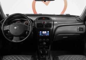 Подержанный автомобиль Nissan Almera Classic 2007 года (7 фото)