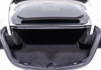 Подержанный автомобиль Ford Mondeo Sedan 2015 года (14 фото)