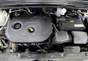 Подержанный автомобиль Hyundai ix35 2014 года (9 фото)
