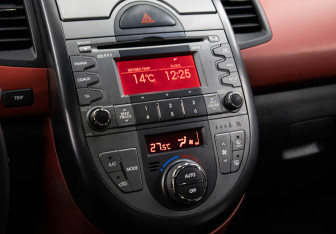 Подержанный автомобиль Kia Soul 2011 года (18 фото)