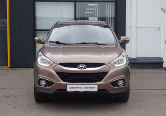 Подержанный автомобиль Hyundai ix35 2014 года (2 фото)