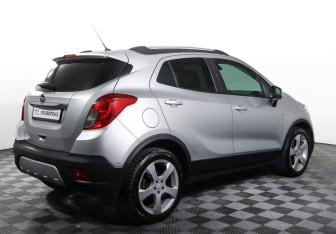 Подержанный автомобиль Opel Mokka 2014 года (5 фото)