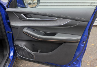 Подержанный автомобиль Exeed LX 2022 года (23 фото)