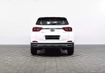 Подержанный автомобиль Chery Tiggo 4 Pro 2023 года (4 фото)