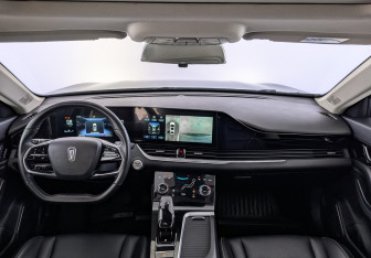 Подержанный автомобиль FAW Bestune B70 2023 года (14 фото)