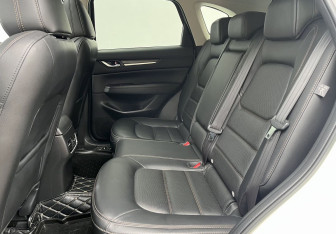 Подержанный автомобиль Mazda CX-5 2018 года (11 фото)