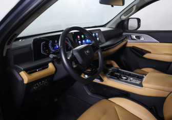 Подержанный автомобиль Changan Hunter Plus 2023 года (15 фото)