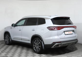 Подержанный автомобиль Chery Tiggo 8 Pro Max 2024 года (6 фото)